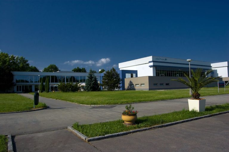 Zadlužené městské lázně pod vedením Jana Váni (ODS) a vládnoucí koalice ODS, PRO Zdraví a Sport a TOP09