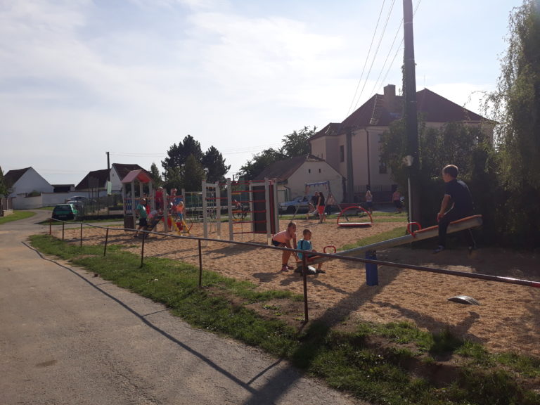 Revitalizace dětského hřiště v Břilicích
