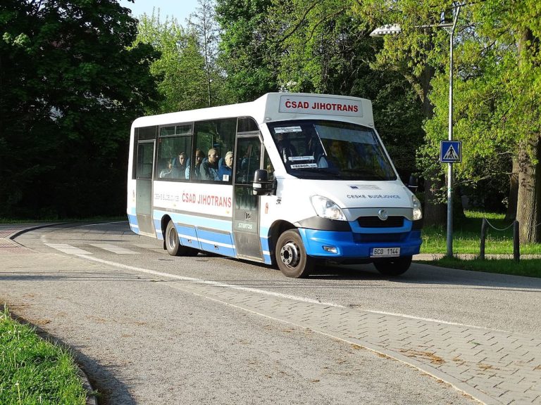 Vedení města ruší autobusovou linku!